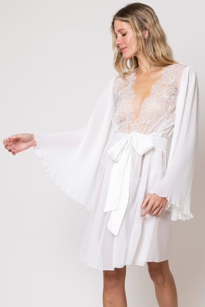 Bata Corto Romantic Off White - Bride Collection