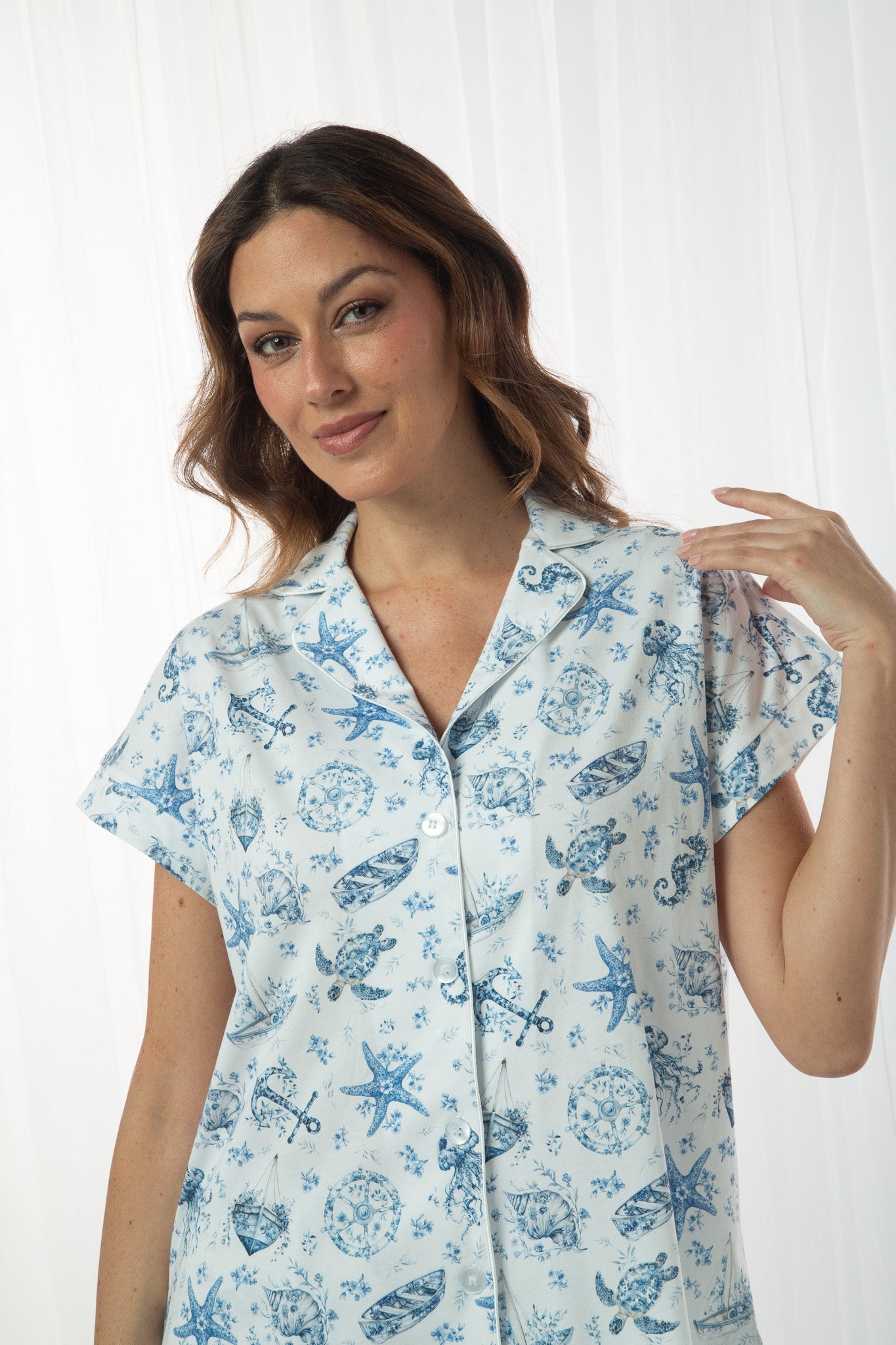 Pijama Claire Short 100% algodón Premium - Flores de Delft Collection
